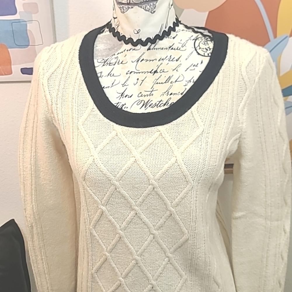 Brooklyn Industries 100% Lambswool Cable Knit Sweater — image 3 of 8